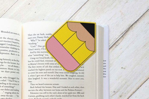 Pencil Corner Bookmark ITH Applique: A Designer Review